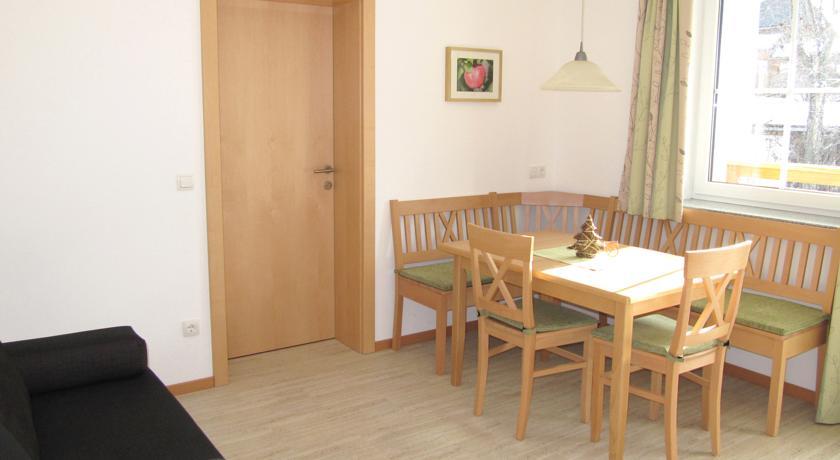 Bed and Breakfast Haus Ofner am Kreischberg Sankt Georgen ob Murau Zimmer foto